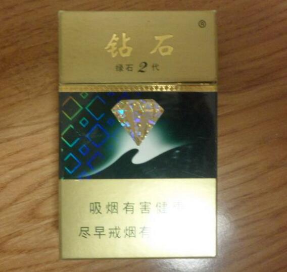 过滤烟嘴过滤的是什么东西？价格、口感大揭秘！